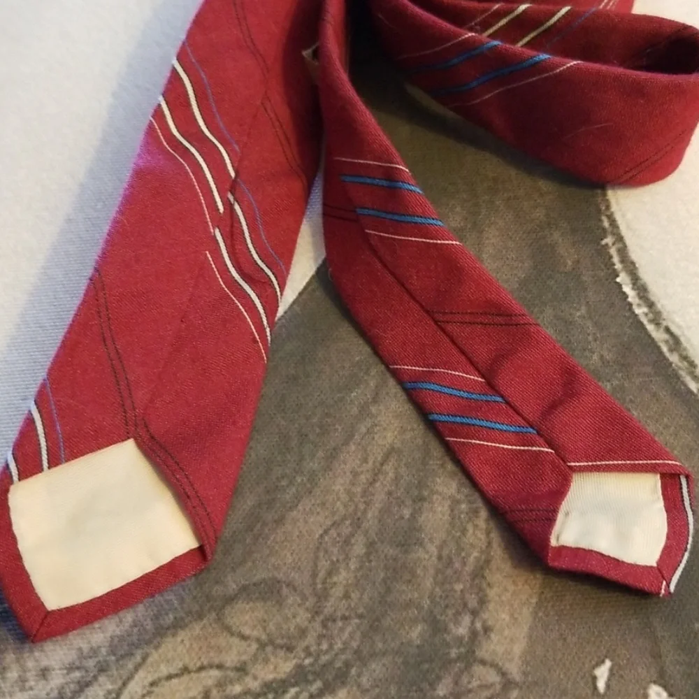 Vintage Youth Necktie